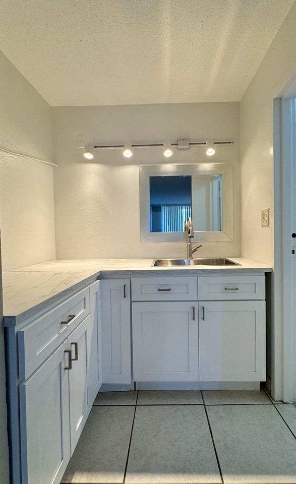 7900 S Orange Blossom Trl #2084 - Photo 6 of 19