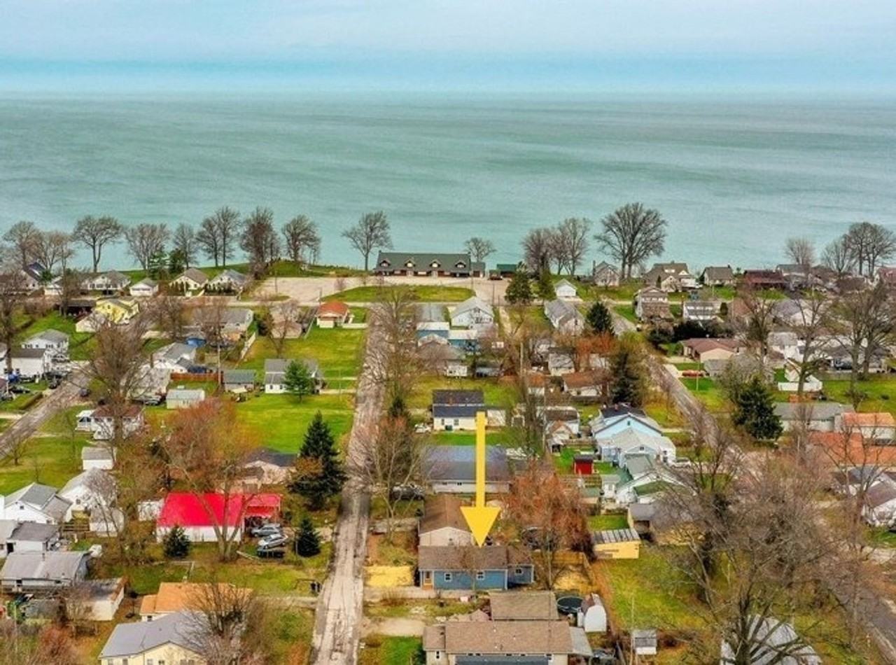 303 Delamere Rd - Photo 3 of 29