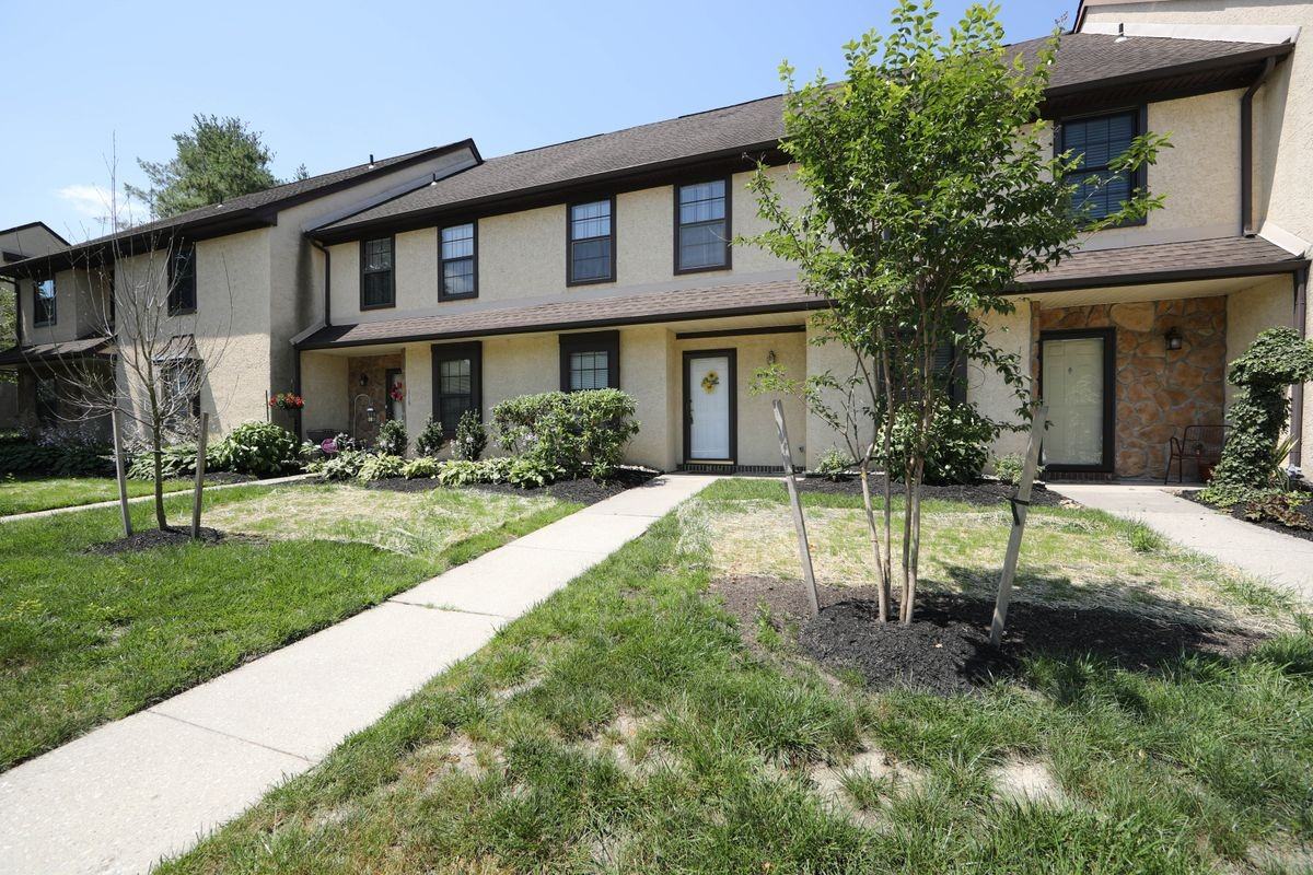 118 Allens Ln - Photo 3 of 30