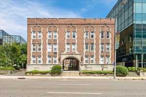 featured image of 639 Summer St #22