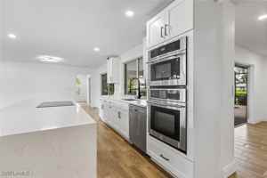 featured image of 1041 N Waterway Dr