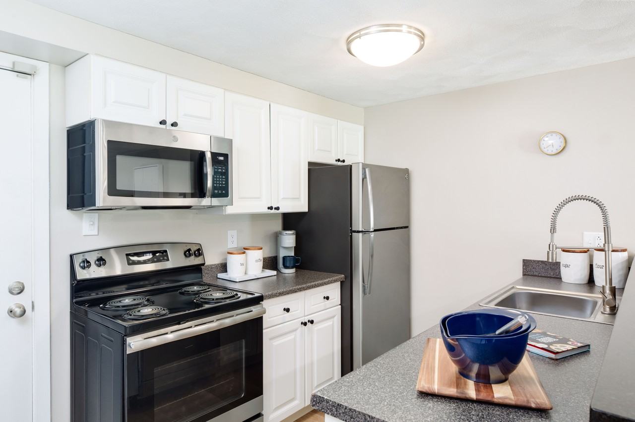 Cabot Crossing - Photo 3 of 22