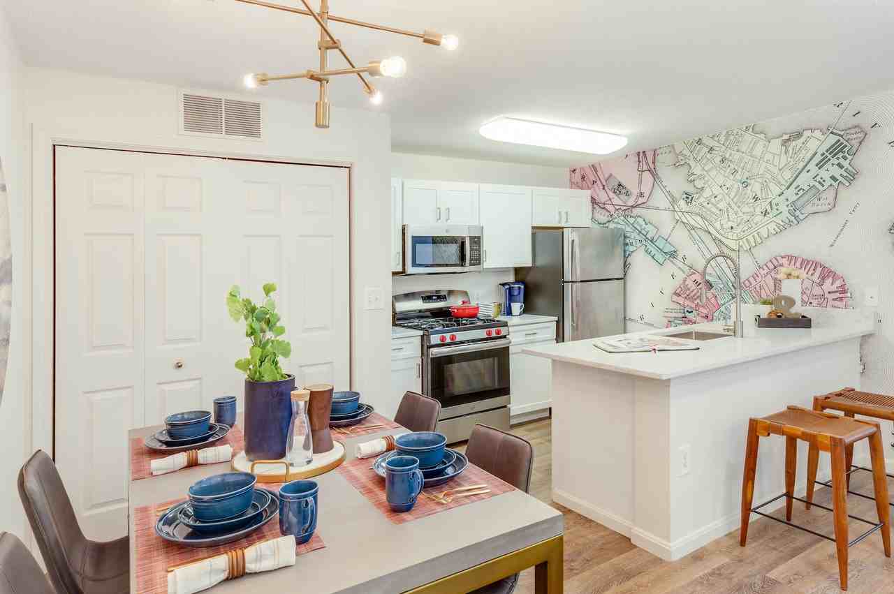 Residences at Tewksbury Commons - Photo 2 of 30