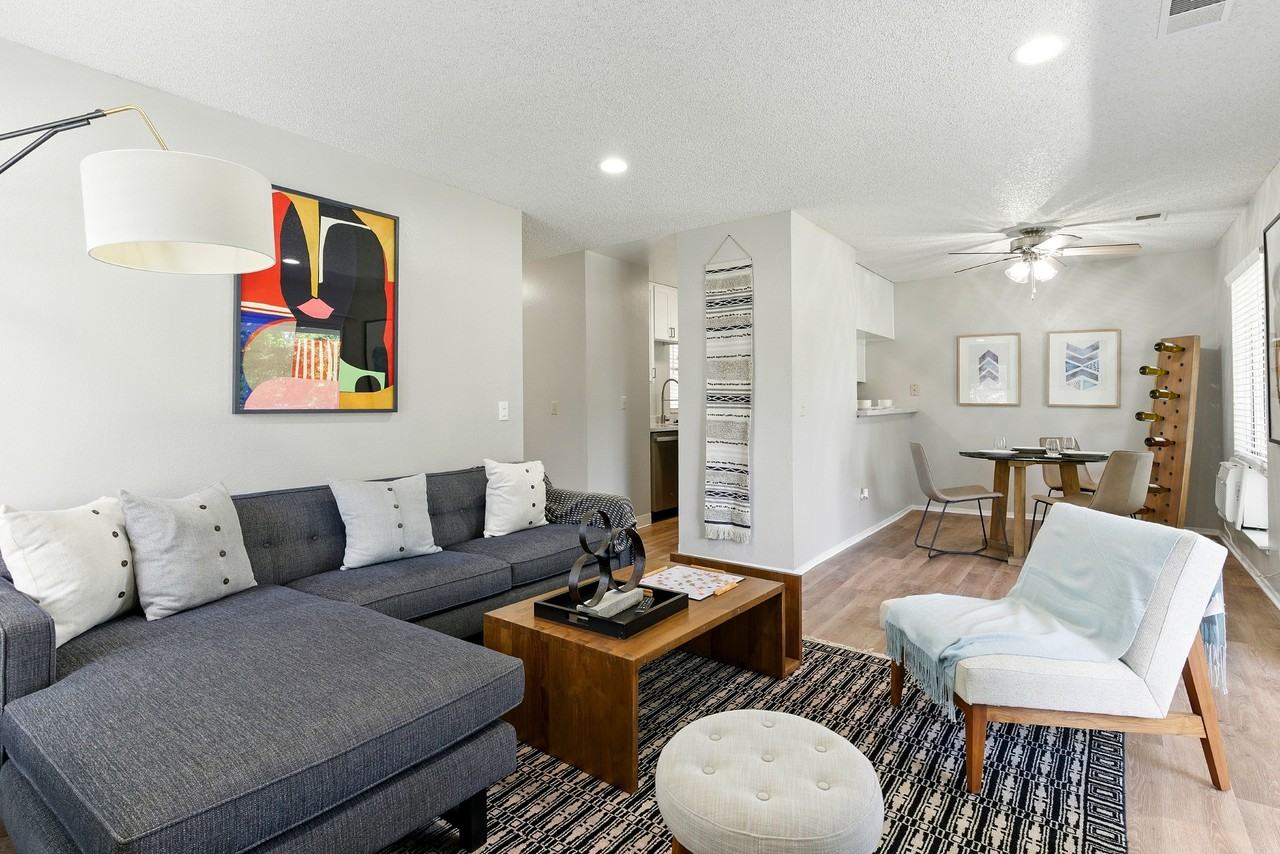 The Grove Luxury Apartments - Photo 3 of 49