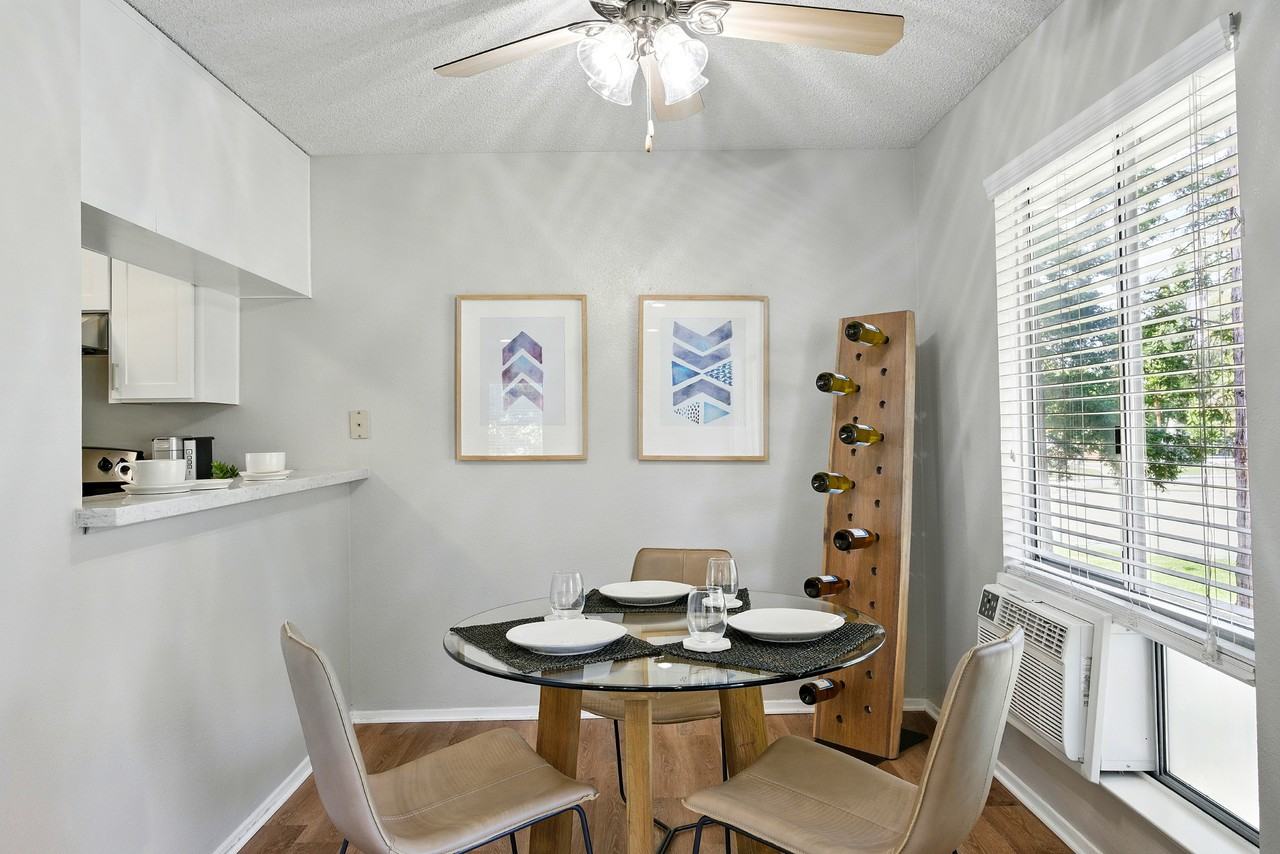 The Grove Luxury Apartments - Photo 4 of 49