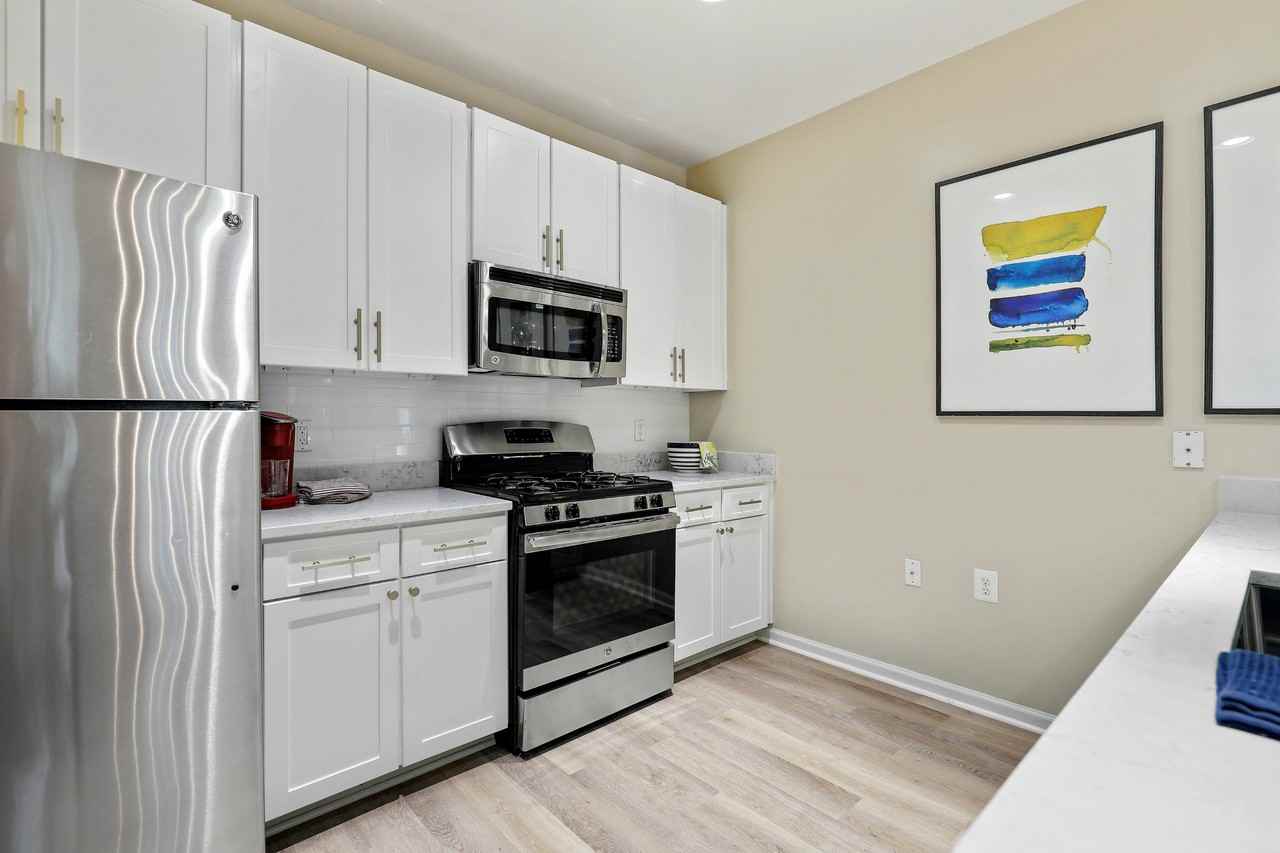 Belmont Station - Photo 3 of 50