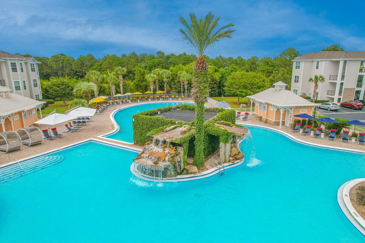 Edgewater Crossings - Photo 5 of 44