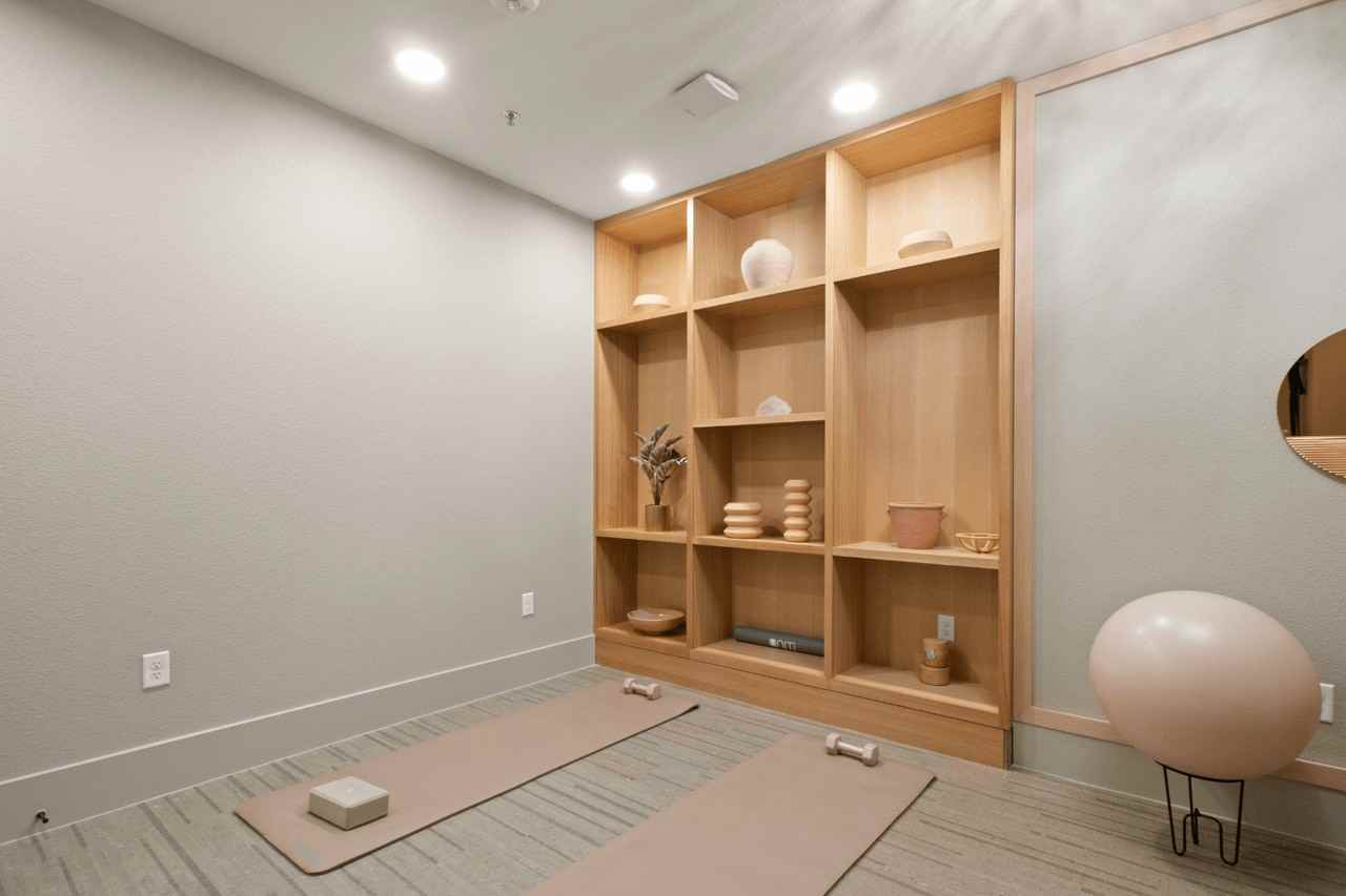 UNITi Bishop Arts - Photo 7 of 13