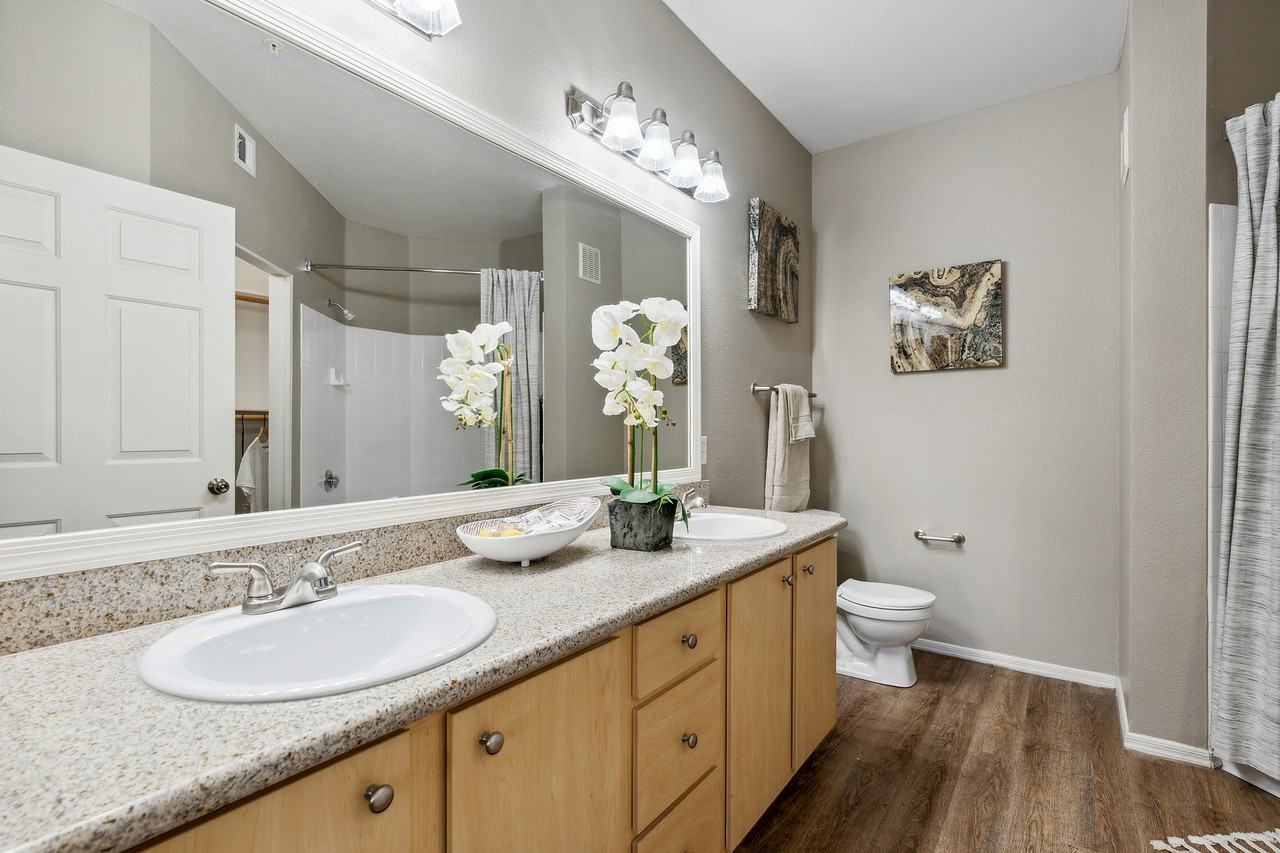 Terraces at Glassford Hill - Photo 7 of 39