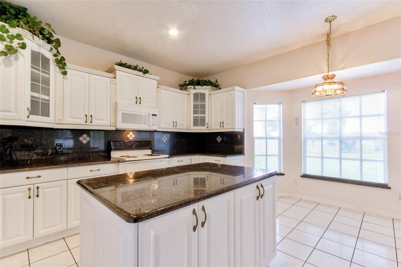 4905 Lake Cecile Dr - Photo 7 of 50