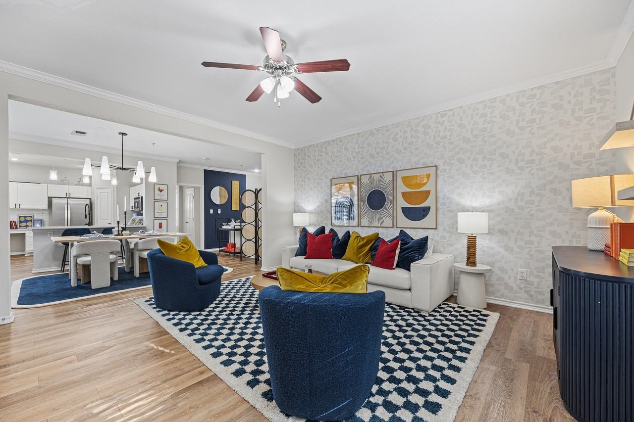 Heritage at Lakeside - Photo 2 of 46