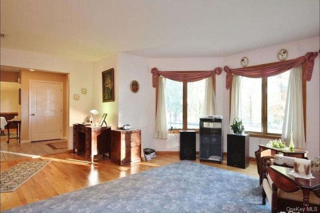 15 Ryder Ct - Photo 6 of 31