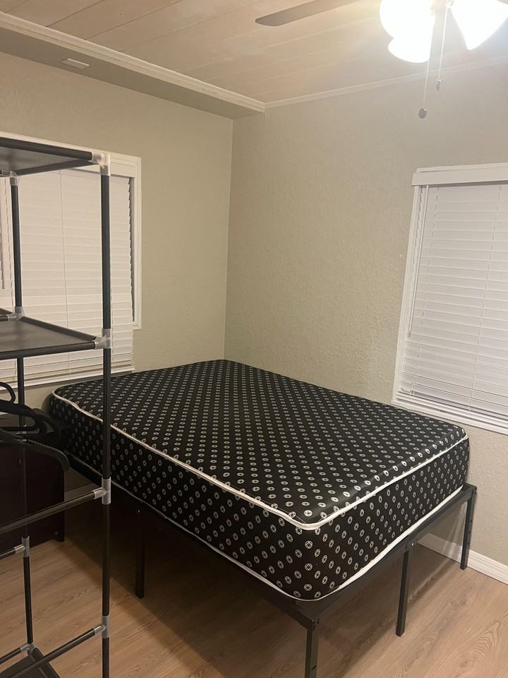 5th St - Photo 5 of 5