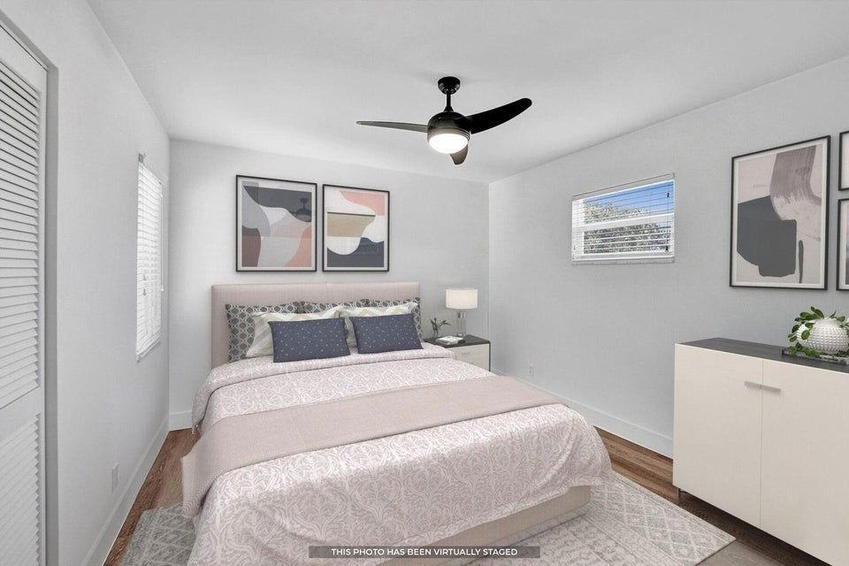 4110 Nw 10th St - Photo 6 of 8