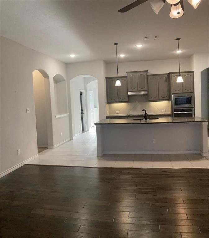 1566 Country Crest Dr - Photo 3 of 12