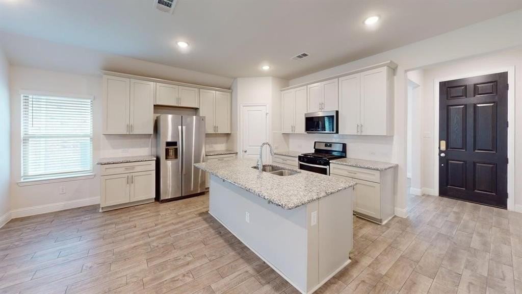 15904 Placid Trl - Photo 4 of 24