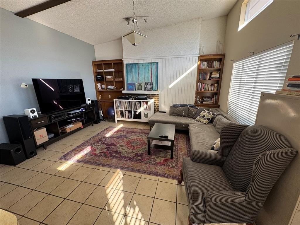 2708 Mccart Ave #2710 - Photo 3 of 10