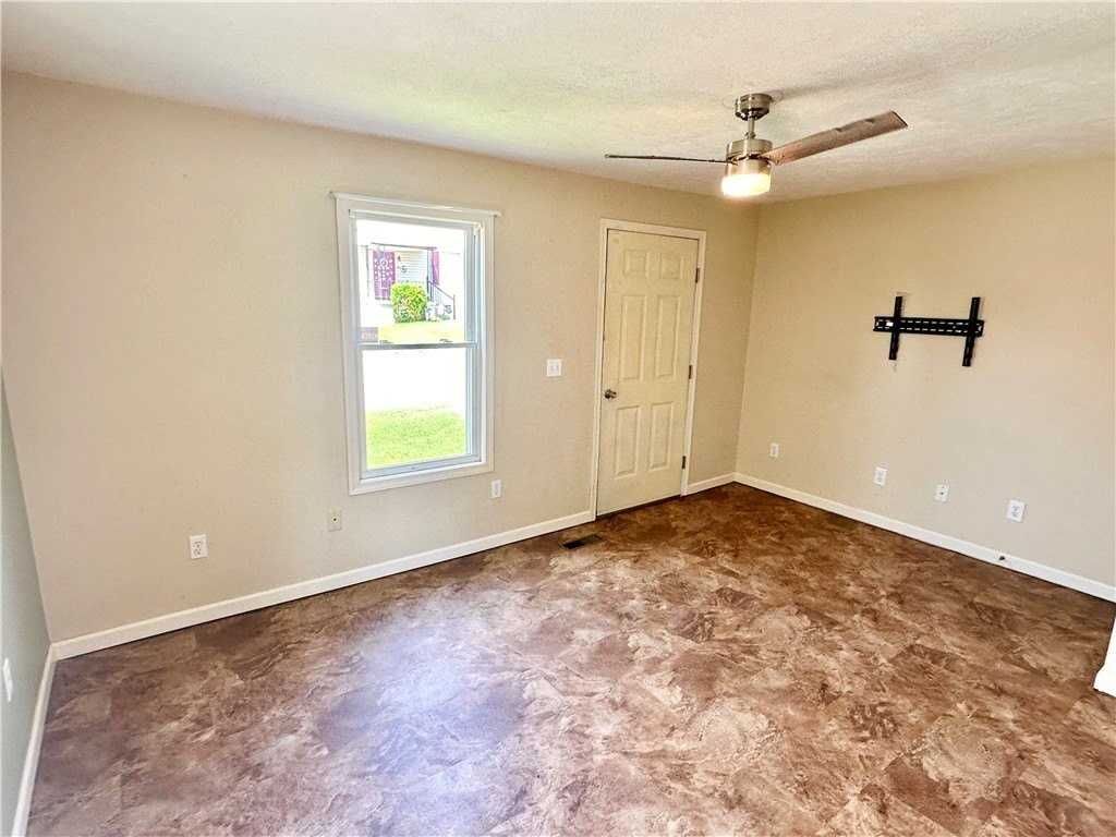 1515 W Crawford Ave #B - Photo 7 of 9