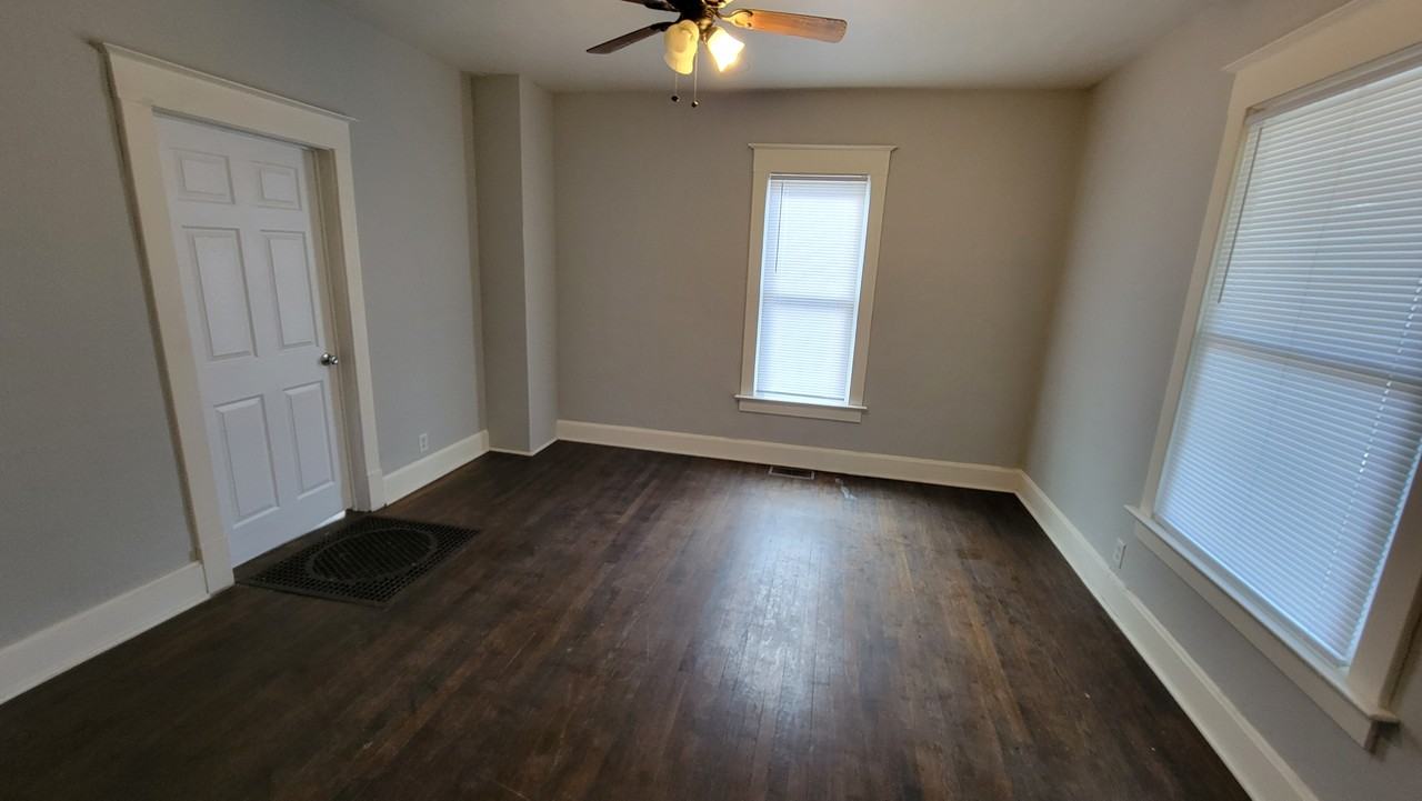 1900 S 2nd St - Photo 3 of 14