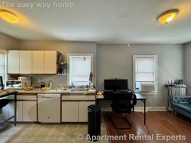566 Putnam Ave #2R - Photo 1 of 1