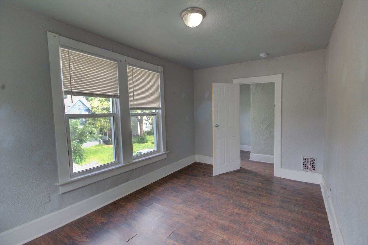 1320 1/2 Brown St - Photo 7 of 15