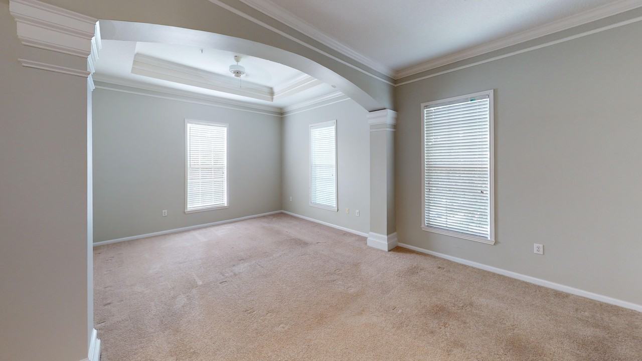 235 Goldenrain Dr #303 - Photo 2 of 11