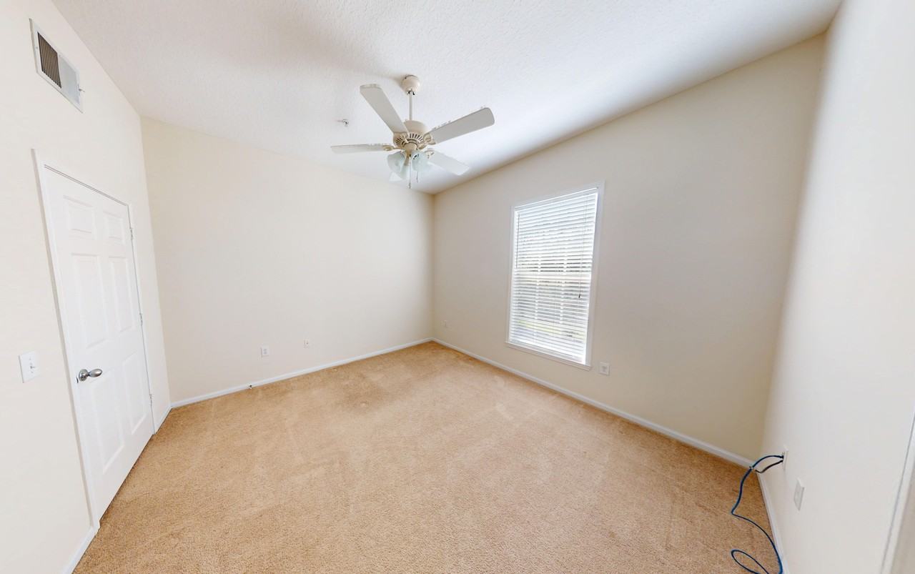 235 Goldenrain Dr #303 - Photo 4 of 11