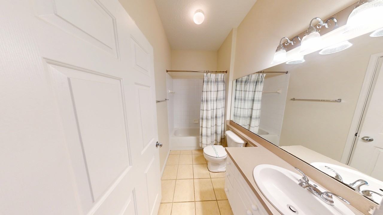 235 Goldenrain Dr #303 - Photo 6 of 11
