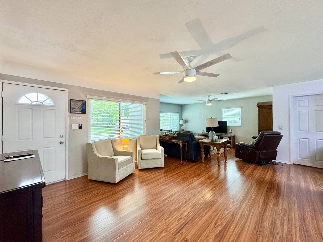 3957 Wahoo Dr Se - Photo 4 of 34