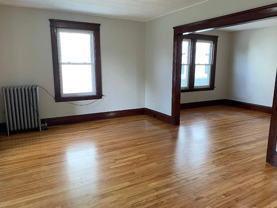 323 Lincoln St - Photo 1 of 1