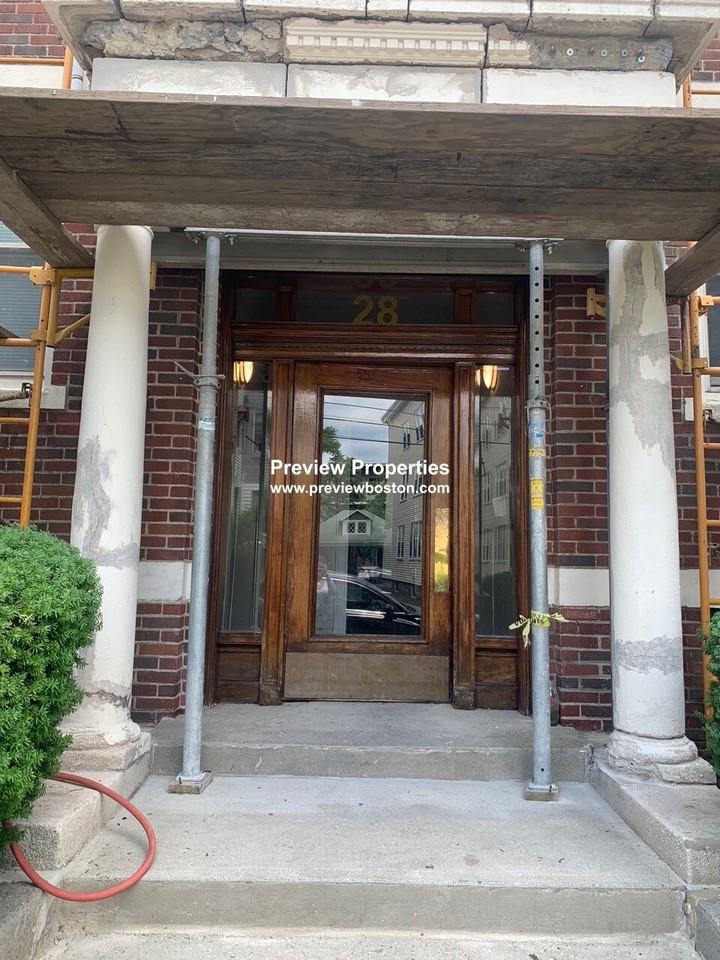 Ransom Rd #5P - Photo 2 of 9