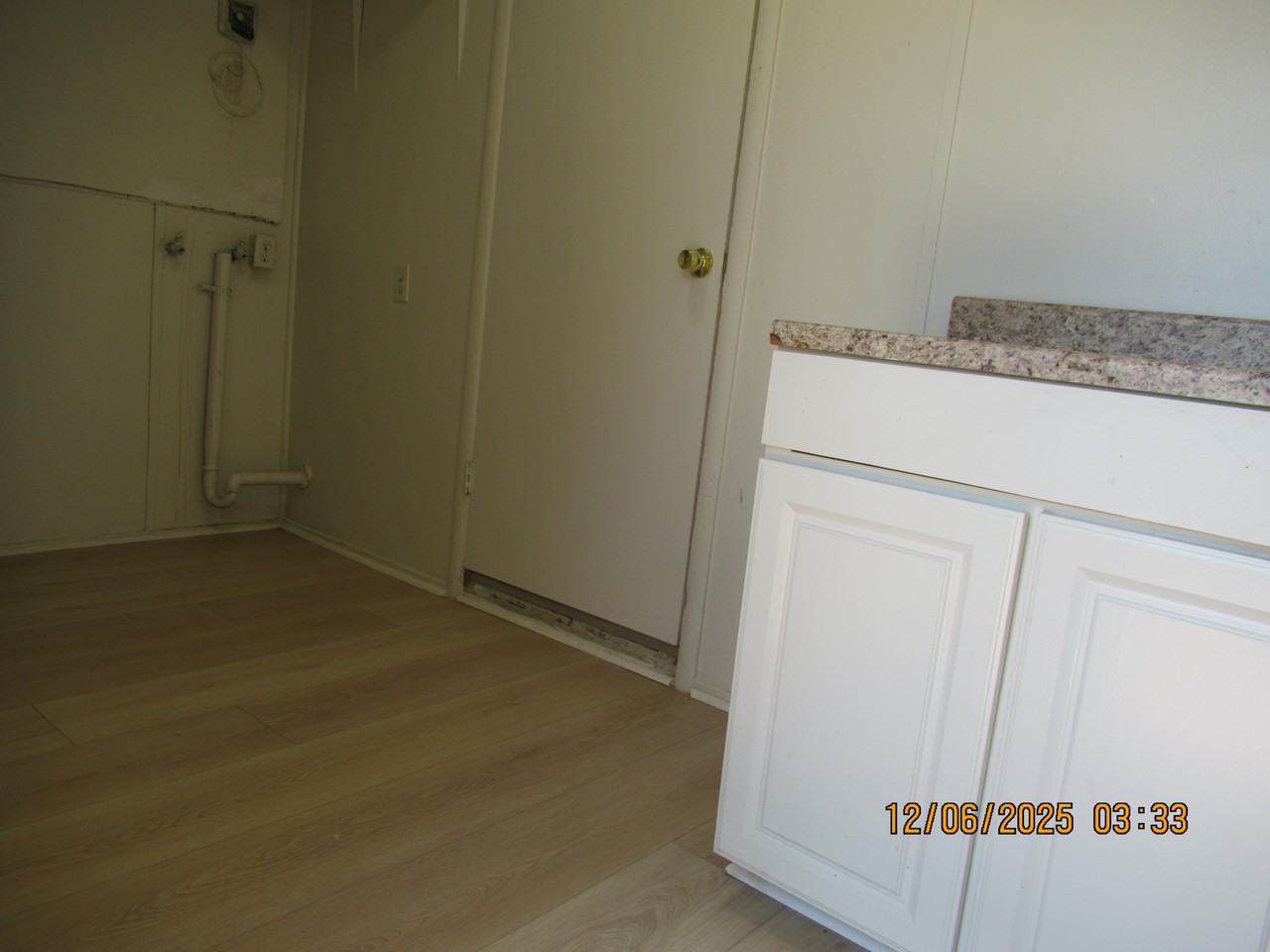 3999 4th Ave - Photo 7 of 17