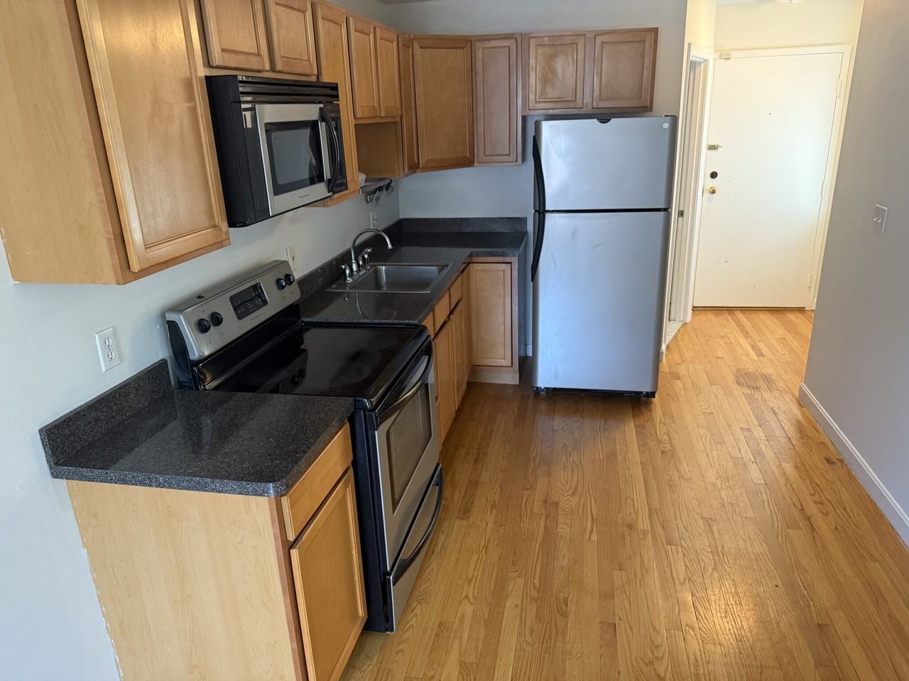 160 Cottage St #2 - Photo 3 of 12