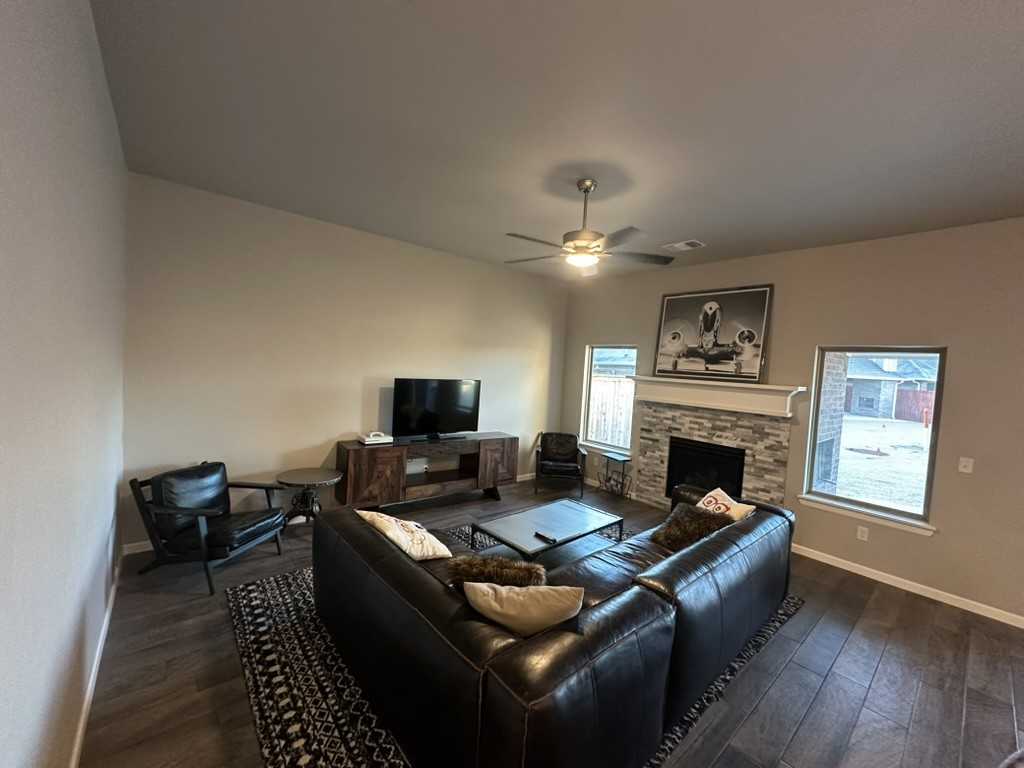 15913 Vermillion Dr - Photo 3 of 15