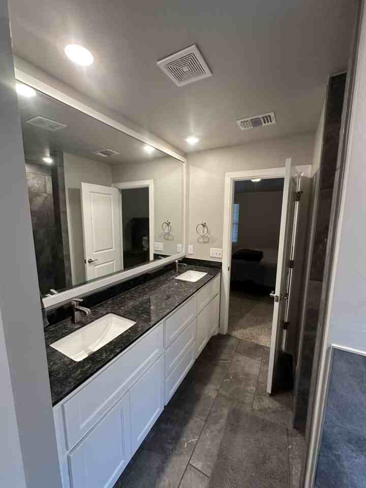 15913 Vermillion Dr - Photo 5 of 15