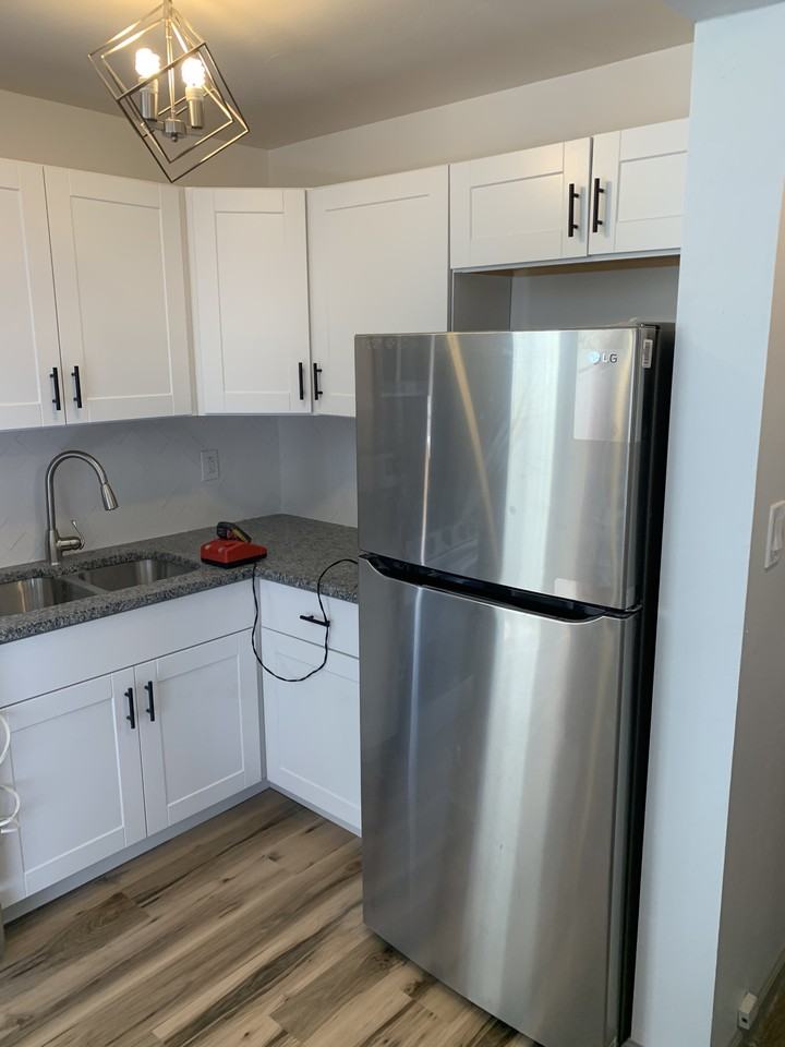 917 Amherst Dr Se - Photo 5 of 27