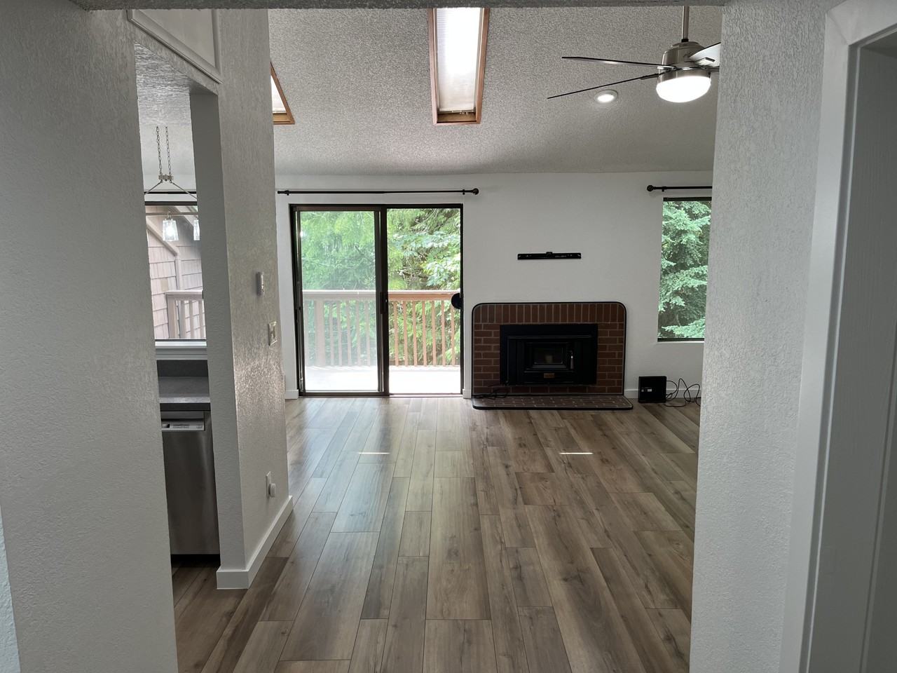 6247 S 153rd St #E2 - Photo 2 of 21