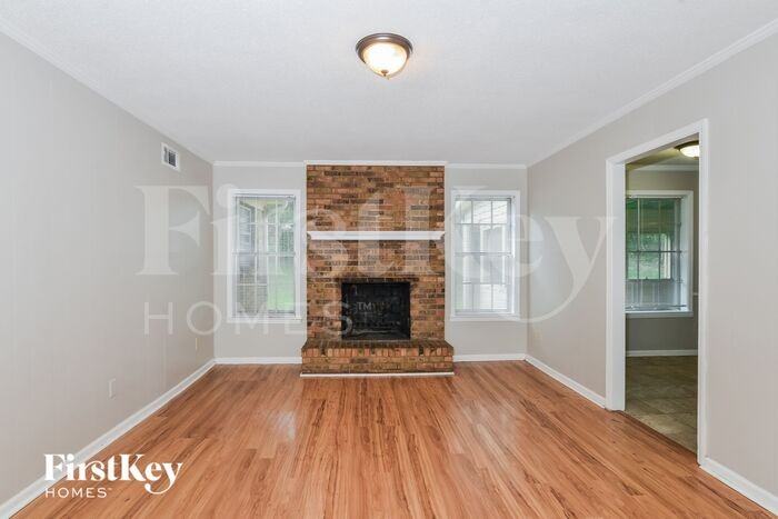 5590 Montpelier Dr - Photo 2 of 16