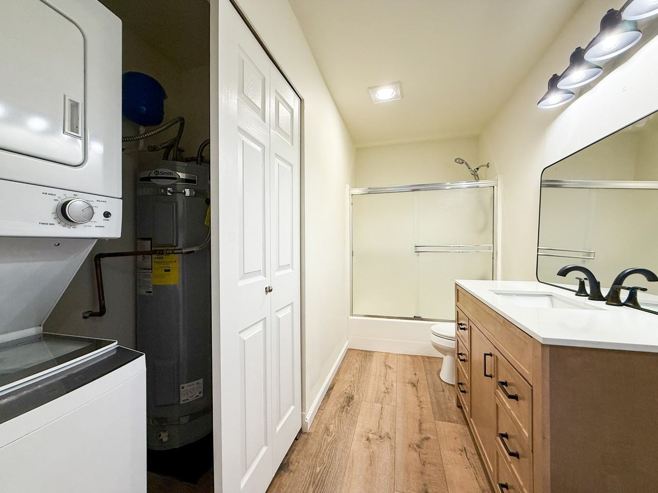 113 W Casino Rd, Everett - Photo 6 of 13