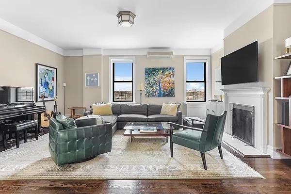 Riverside Dr #PH - Photo 2 of 14