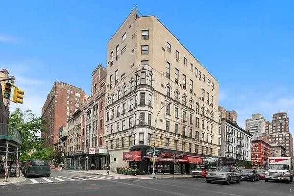 E 83rd St #7A - Photo 6 of 20