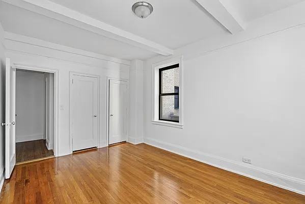 W 78th St #2D - Photo 7 of 20