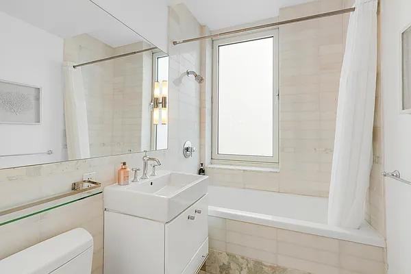 W 42nd St #25D - Photo 7 of 20