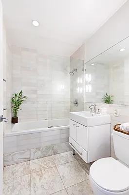 W 42nd St #17D - Photo 4 of 20