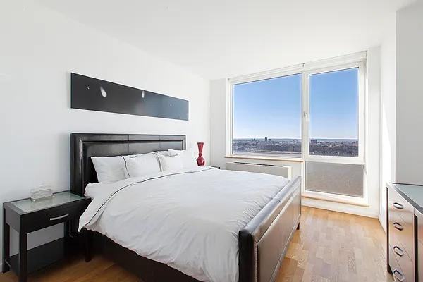 W 42nd St #45E - Photo 6 of 20