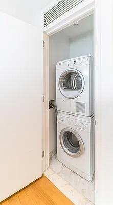 W 42nd St #31J - Photo 6 of 20