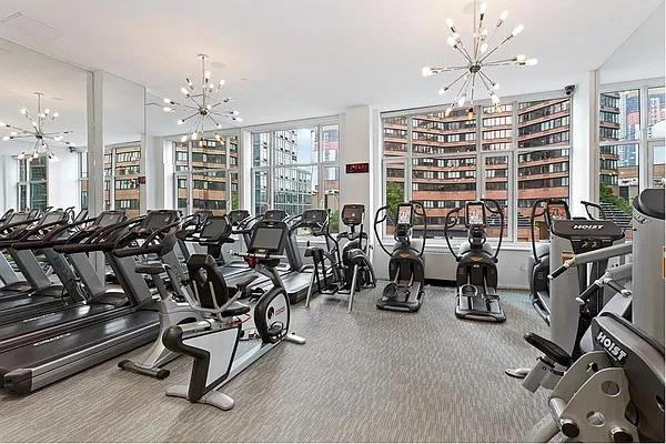 W 42nd St #38G - Photo 6 of 20