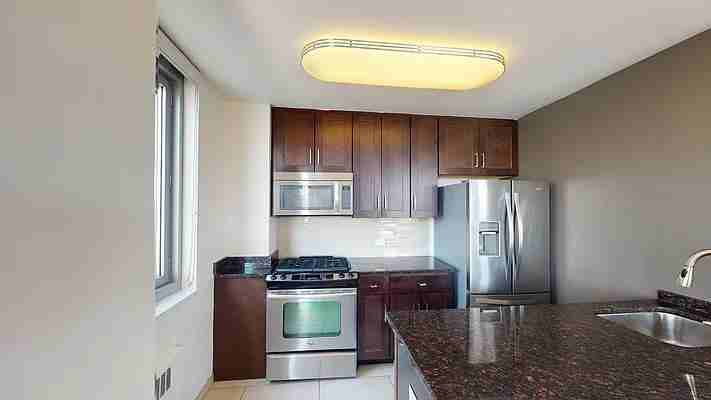 E 34th St #N18J - Photo 2 of 10