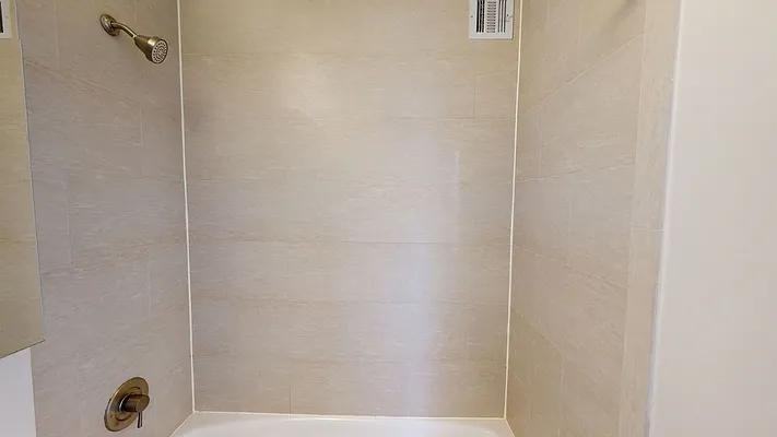 E 34th St #N18J - Photo 4 of 10