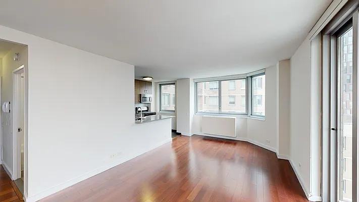 E 34th St #S29F - Photo 2 of 10